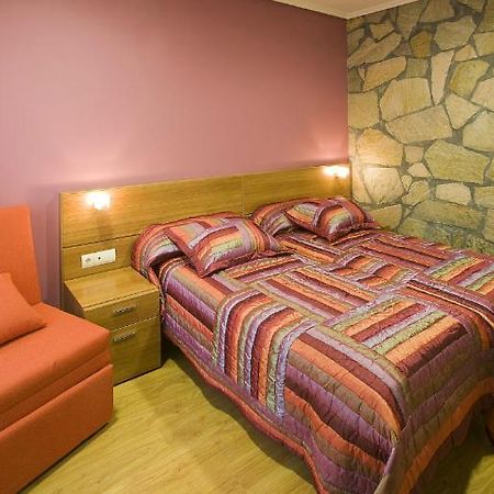 Madarian Guest House Lezama  Exterior photo
