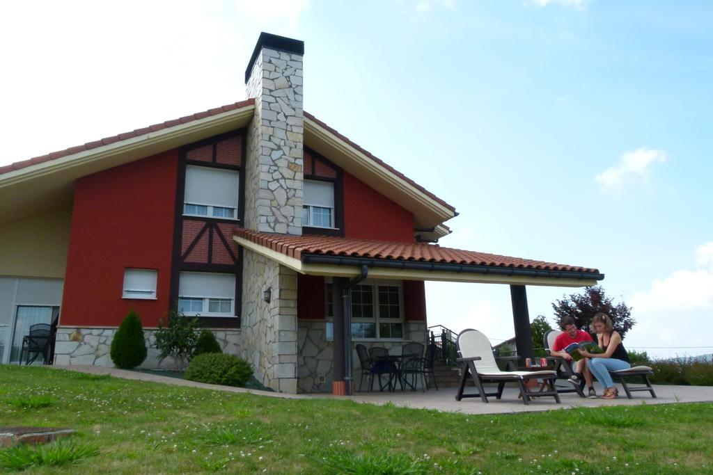 Madarian Guest House Lezama  Exterior photo